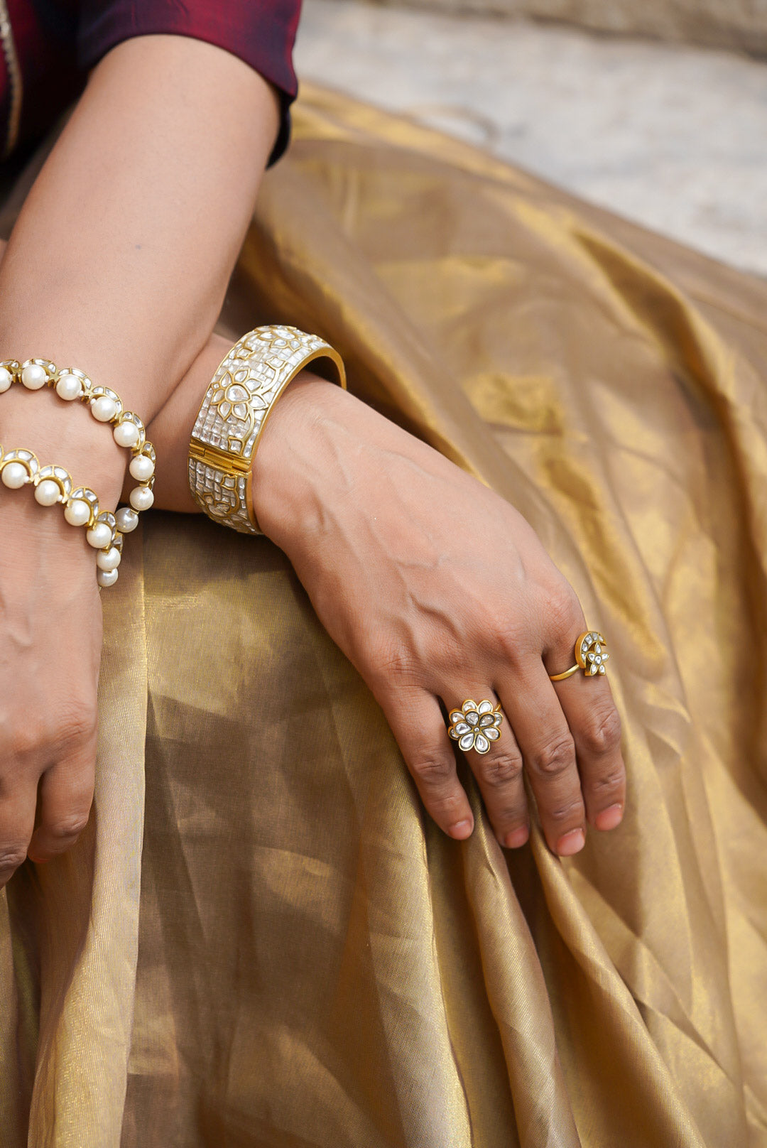 Nischa Jadau Cuff (White)