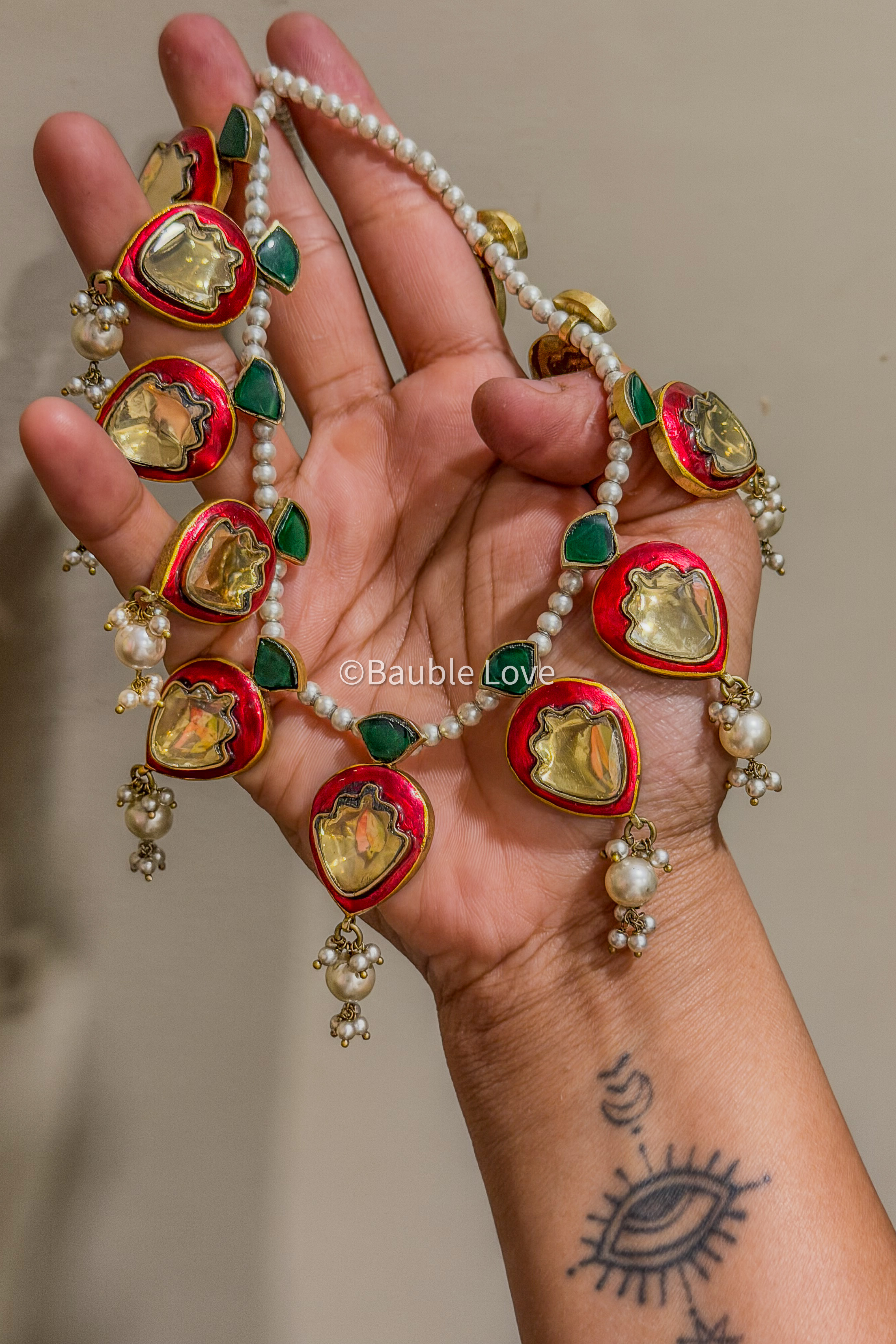 Medha Jadau Choker