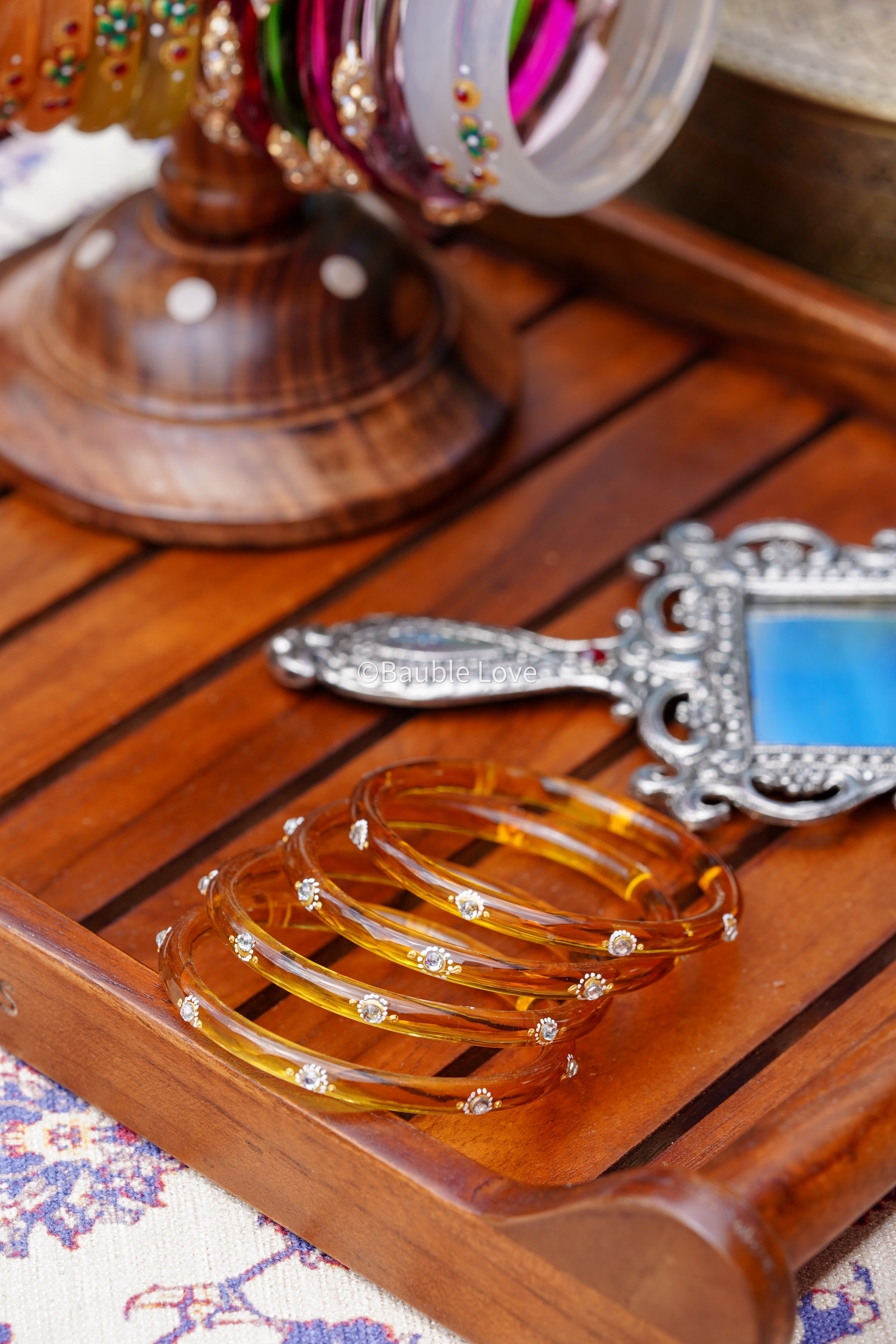 Chitra Glass Bangle (Set of 2)