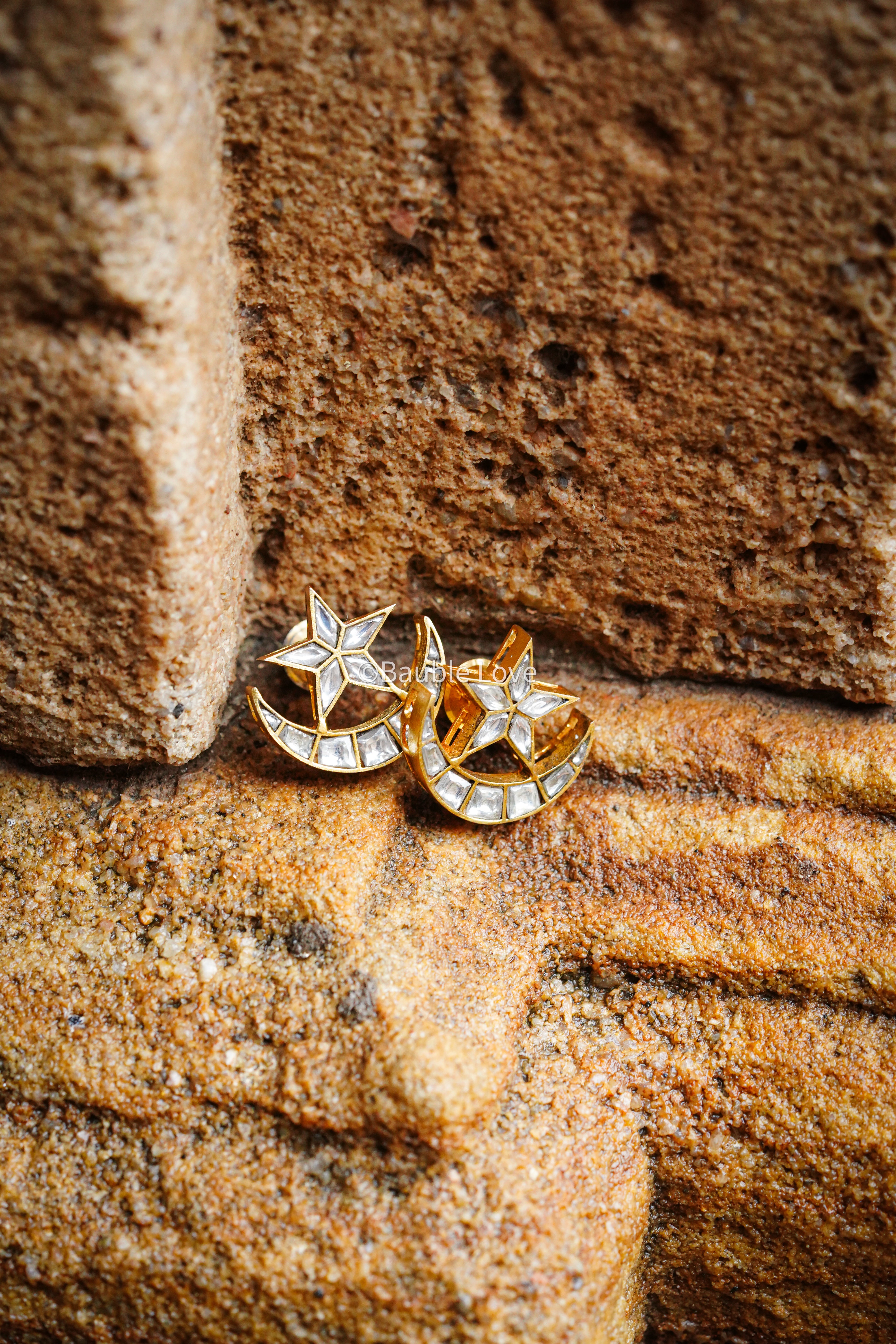 Sitaraa Earrings