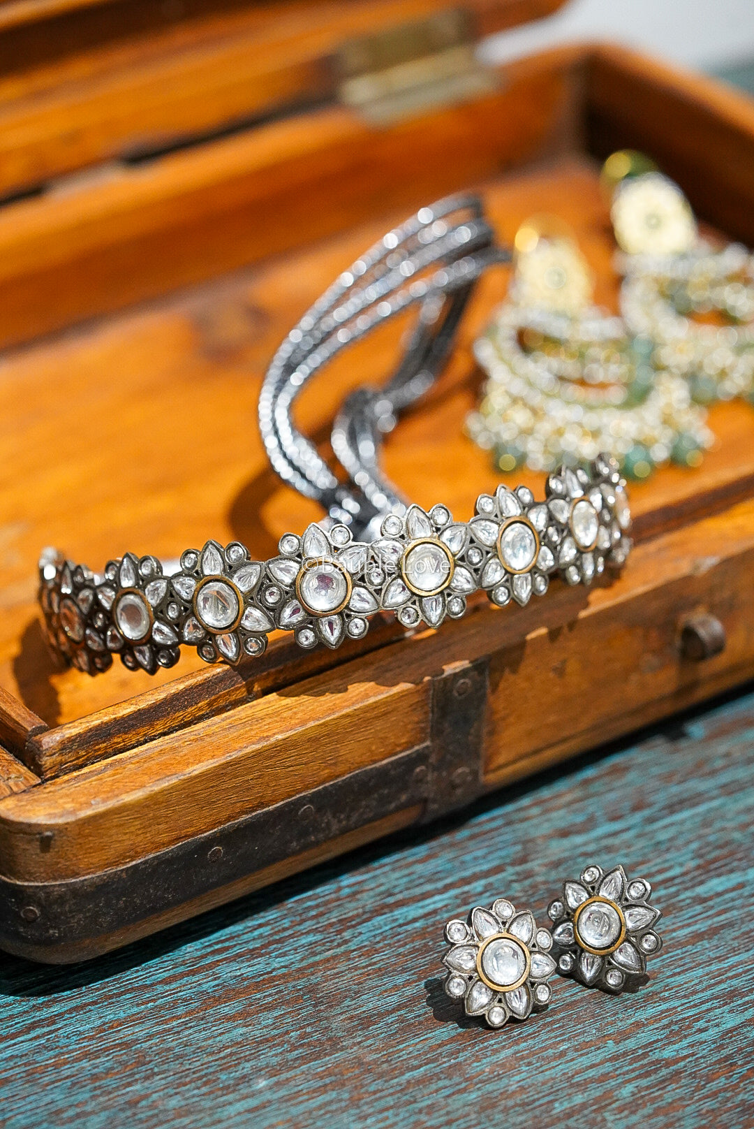 Huran Jadau Choker Set (Silver)