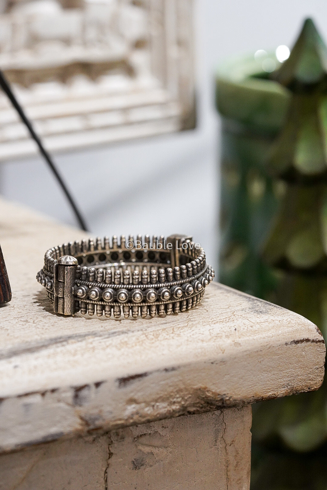 Nimrat Tribal Cuff 2.0