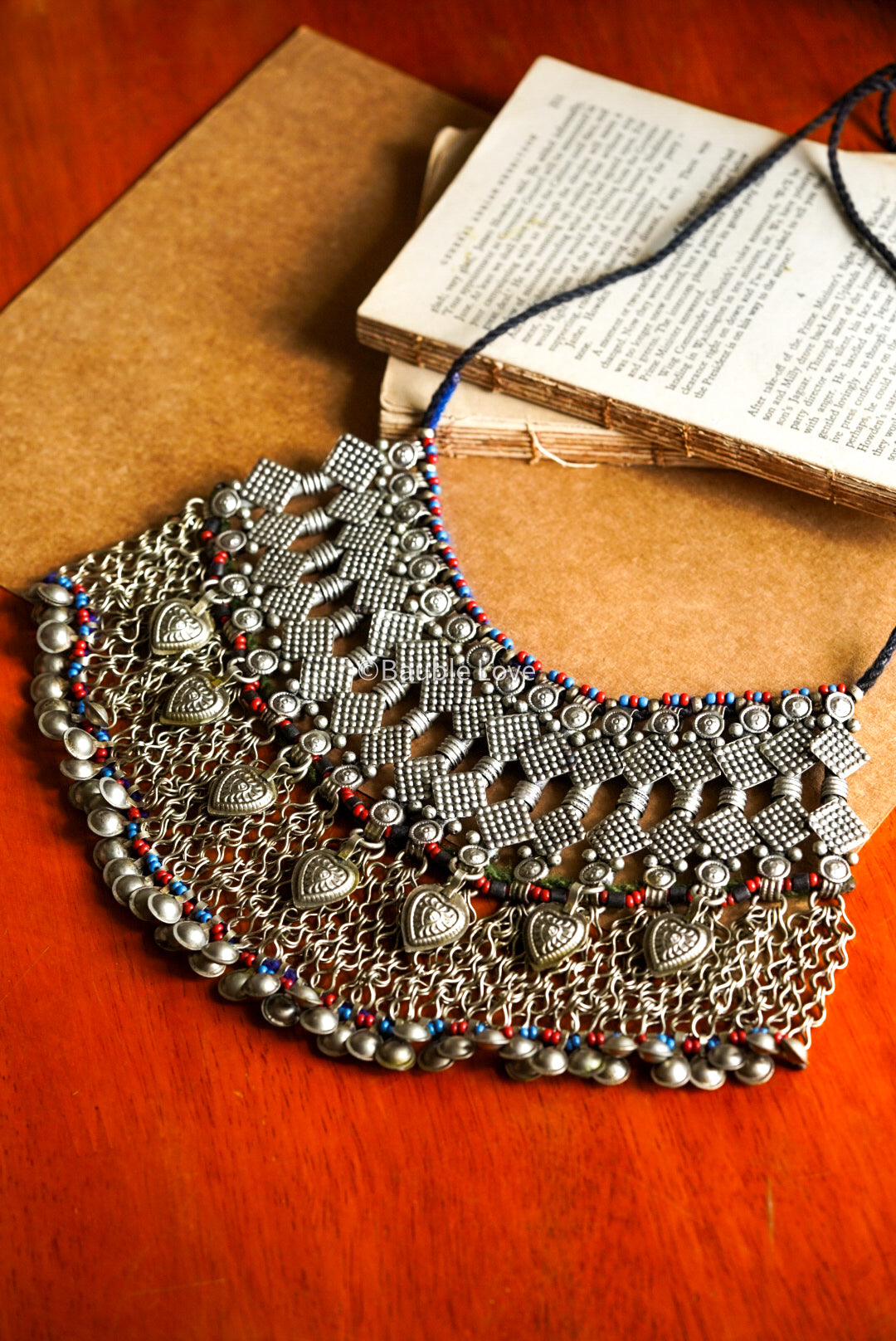 Reva Vintage Choker