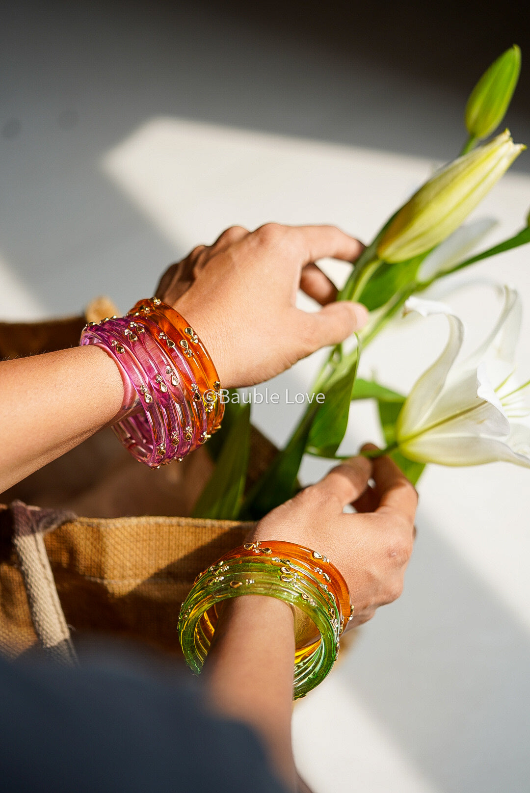 Henaah Glass Bangle (Set of 4)