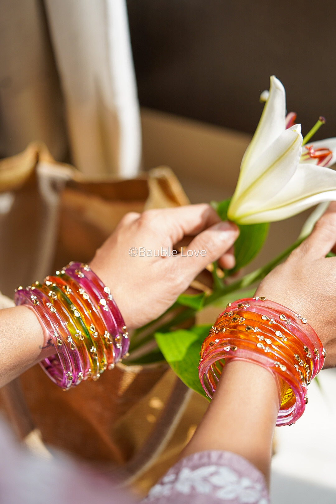 Henaah Glass Bangle (Set of 4)