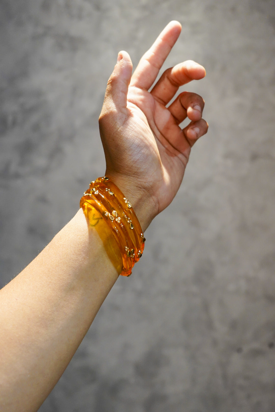 Henaah Glass Bangle (Set of 4)