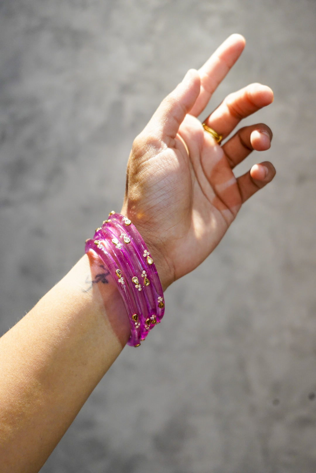 Henaah Glass Bangle (Set of 4)