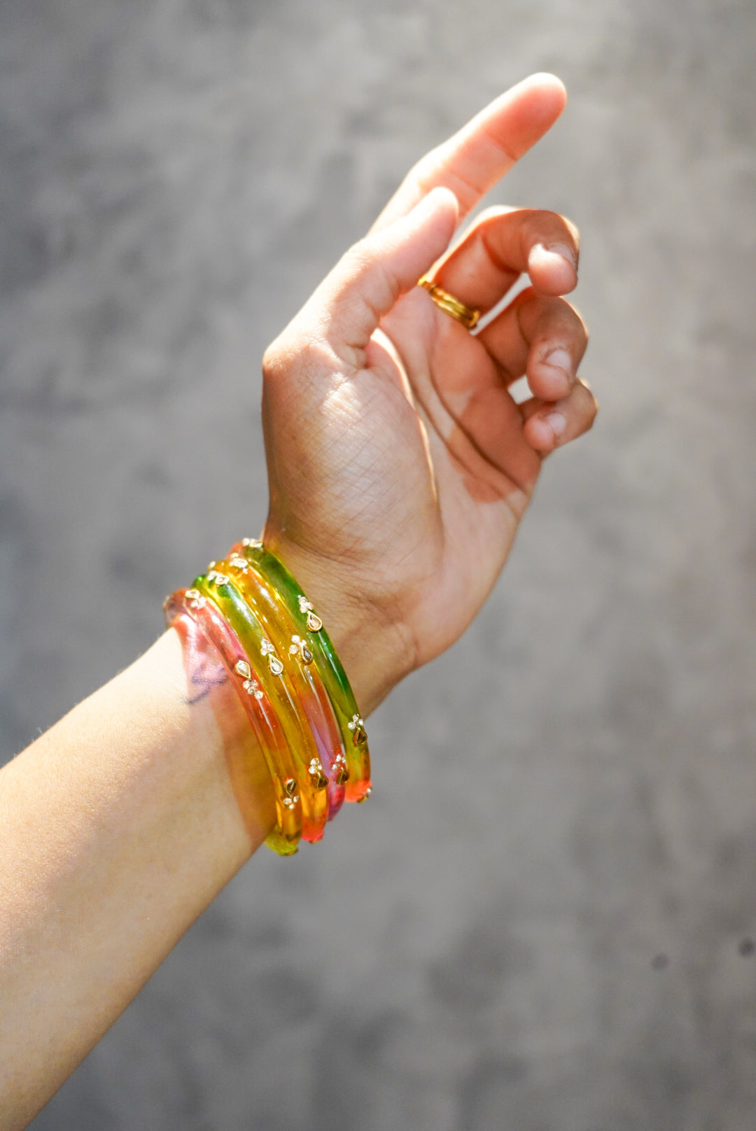 Henaah Glass Bangle (Set of 4)