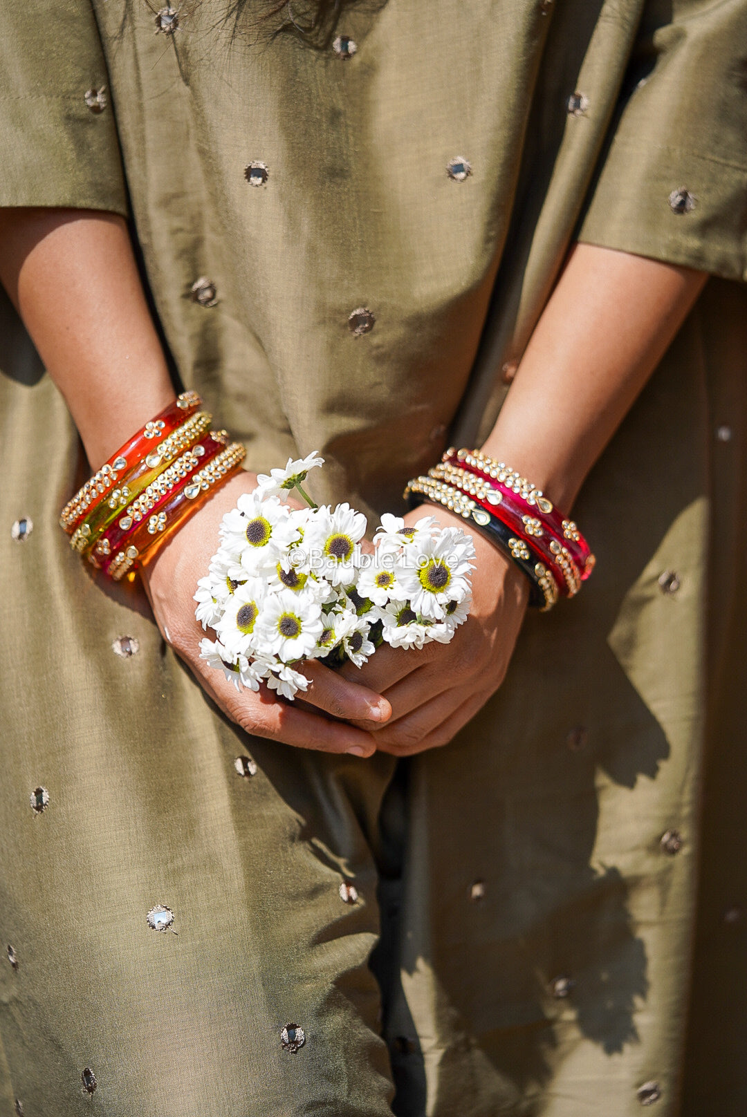 Mirai Kundan Glass Bangle