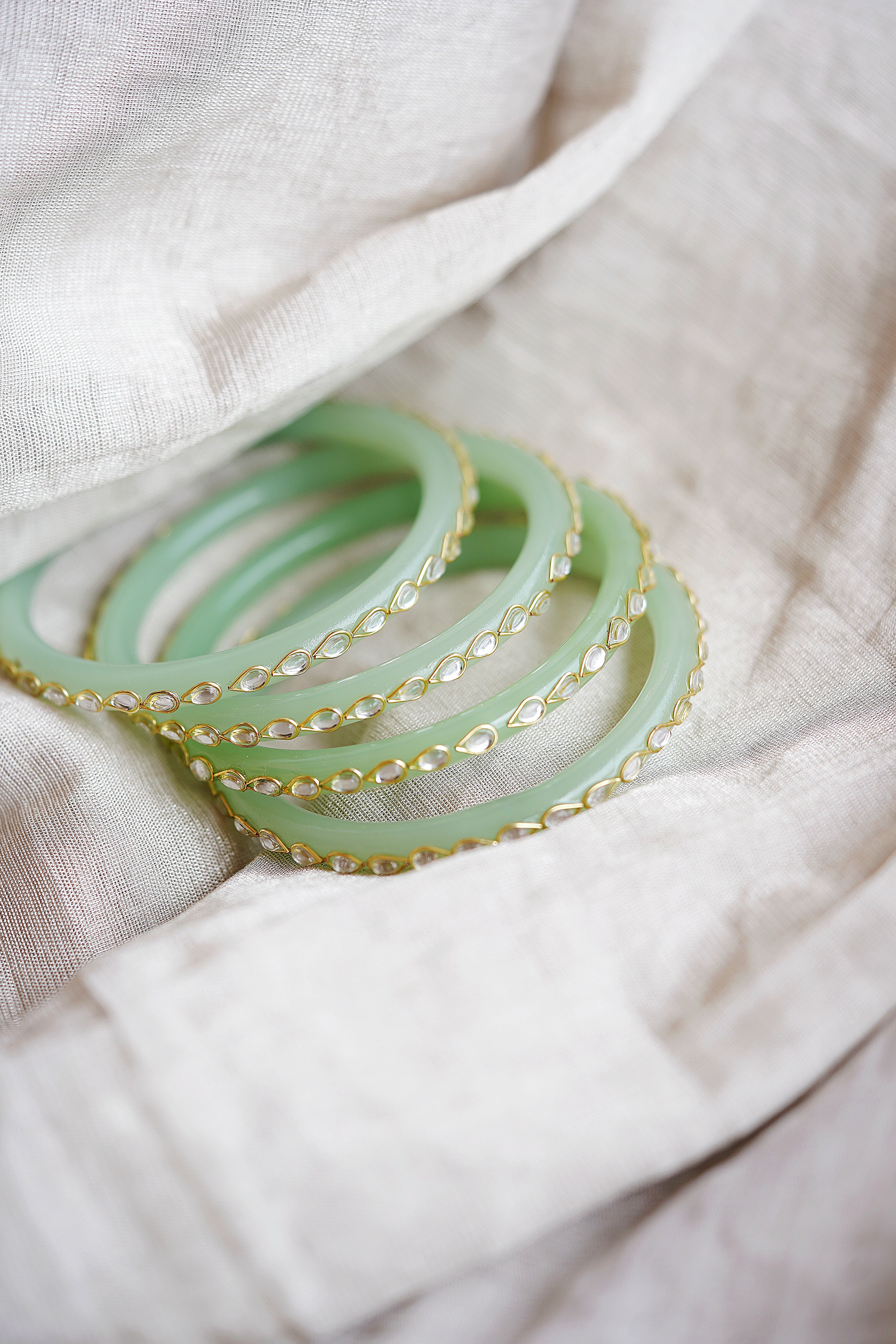 Kundan Glass Bangle Set