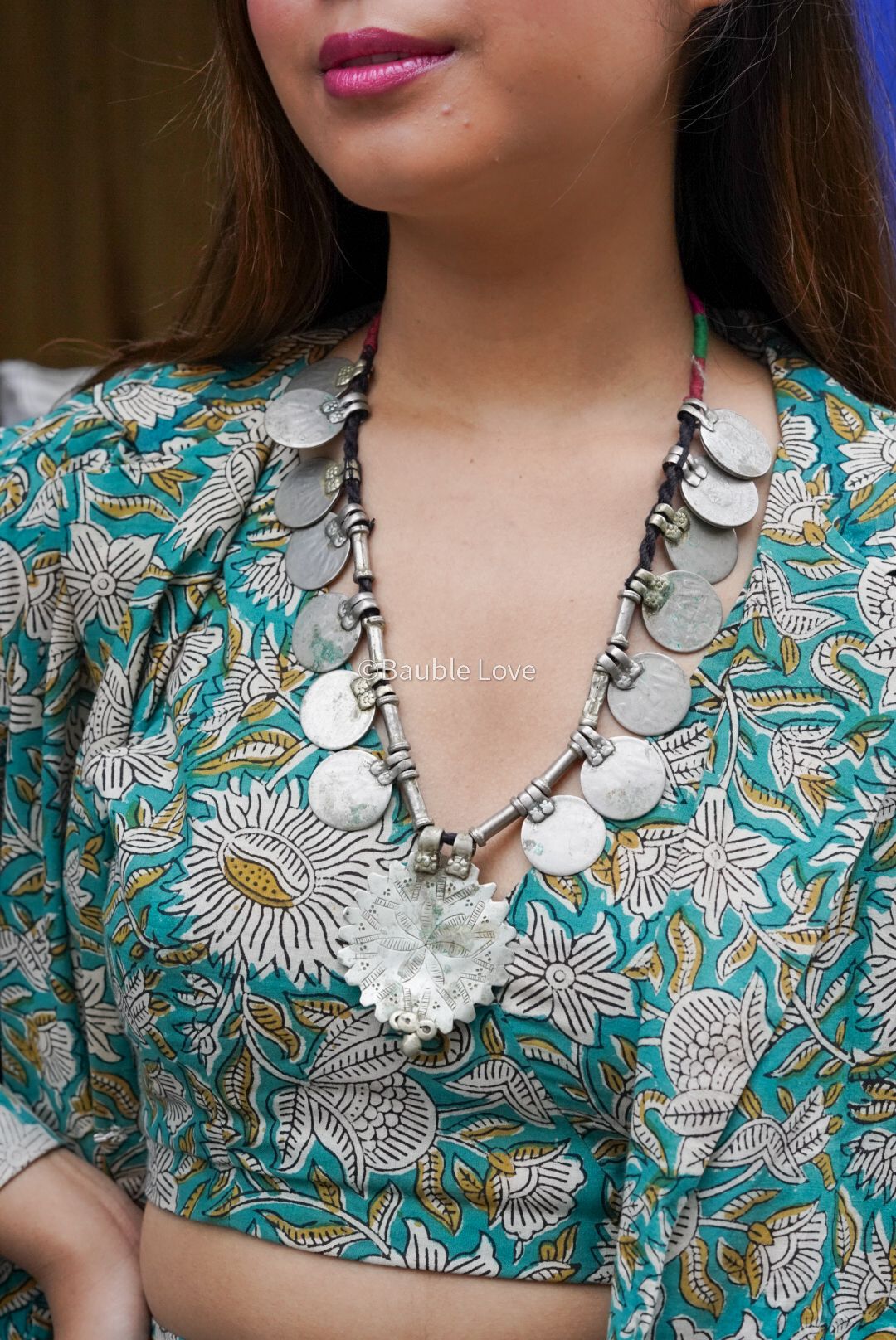 Hina Lambhani Necklace