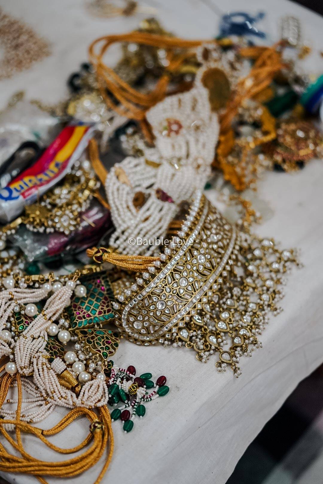 Uthkantha Jadau Choker