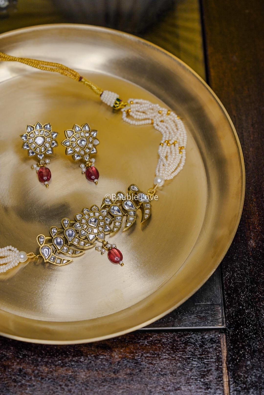 Gargi Jadau Choker Set