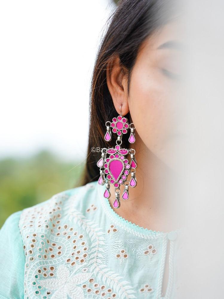 Armaiti Glass Earrings (Gloss Pink)