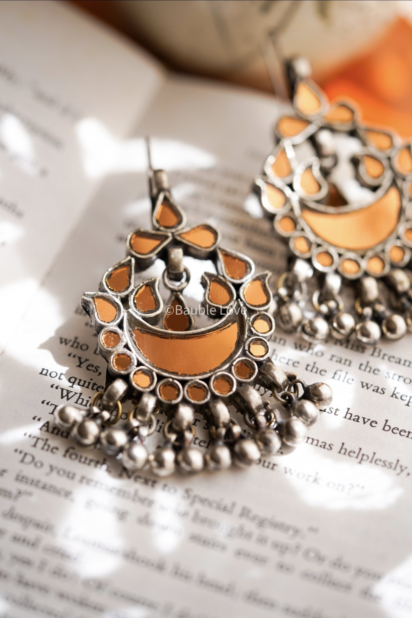 Opehlia Glass Earrings (Copper)